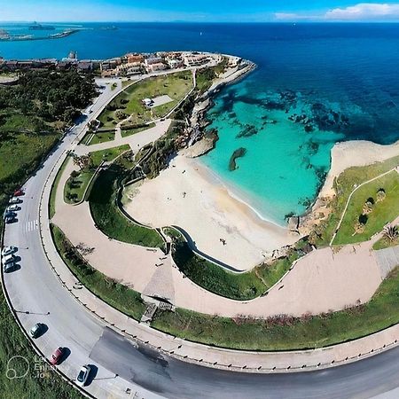 Suite Guesthouse A Pochi Passi Dal Mare Sassari Bagian luar foto
