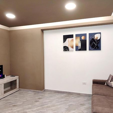 Suite Guesthouse A Pochi Passi Dal Mare Sassari Bagian luar foto