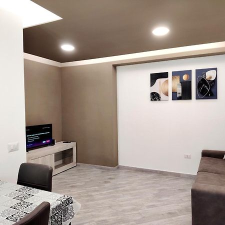 Suite Guesthouse A Pochi Passi Dal Mare Sassari Bagian luar foto