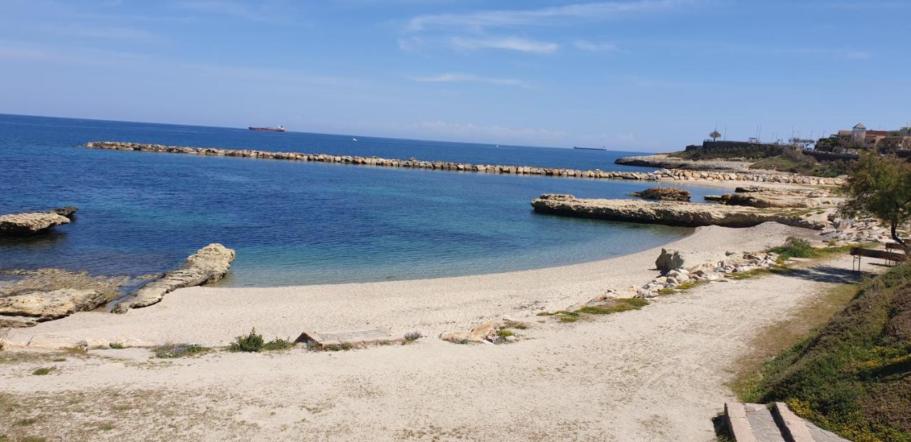 Suite Guesthouse A Pochi Passi Dal Mare Sassari Bagian luar foto