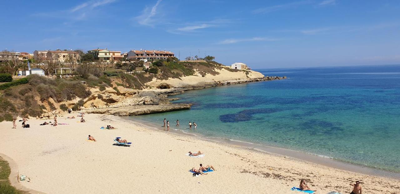 Suite Guesthouse A Pochi Passi Dal Mare Sassari Bagian luar foto