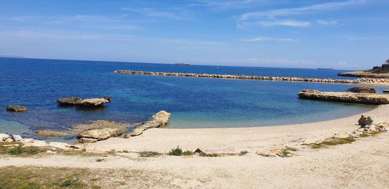 Suite Guesthouse A Pochi Passi Dal Mare Sassari Bagian luar foto