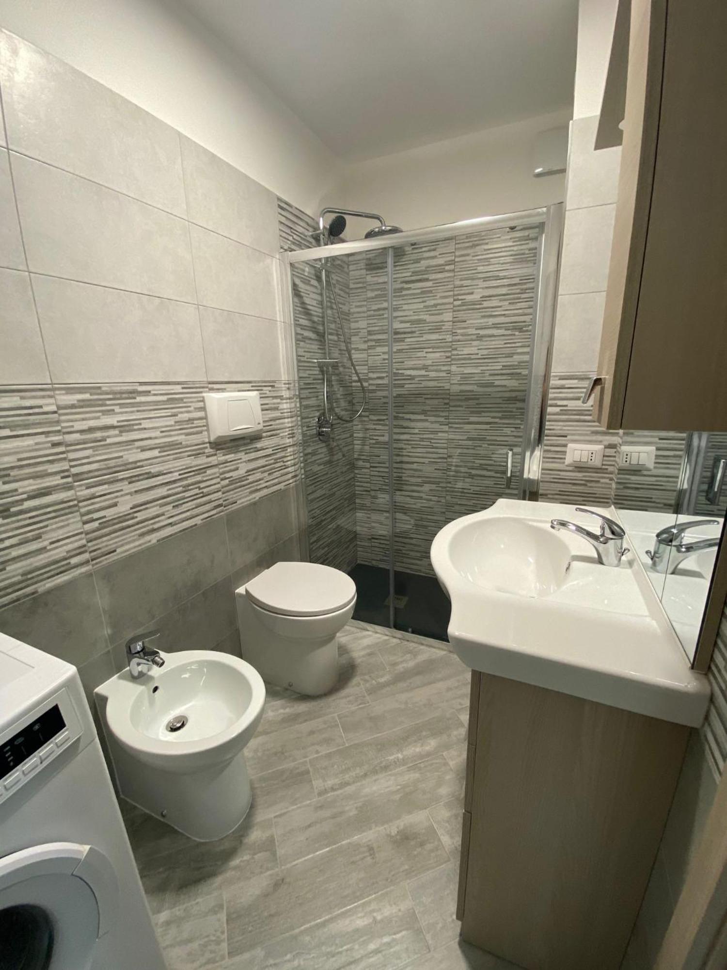 Suite Guesthouse A Pochi Passi Dal Mare Sassari Bagian luar foto