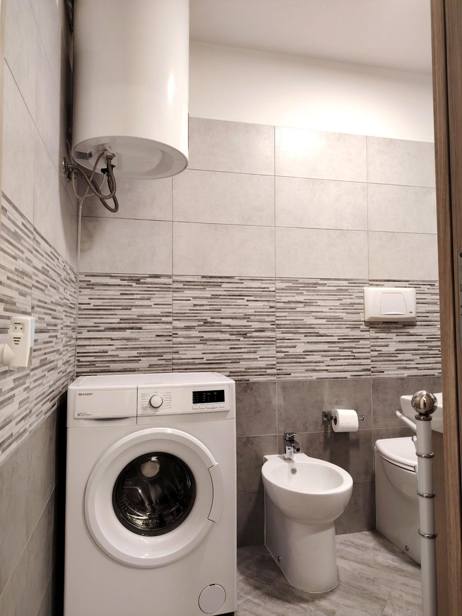 Suite Guesthouse A Pochi Passi Dal Mare Sassari Bagian luar foto